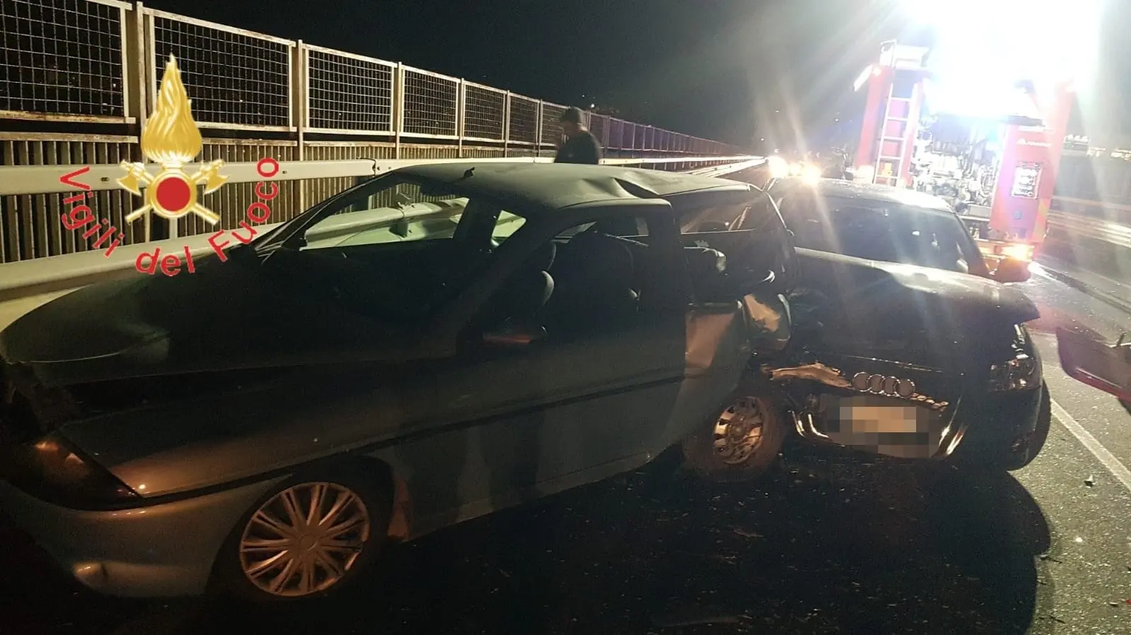 Incidente a Catanzaro, tamponamento sul viadotto tangenziale ovest: 5 feriti\n