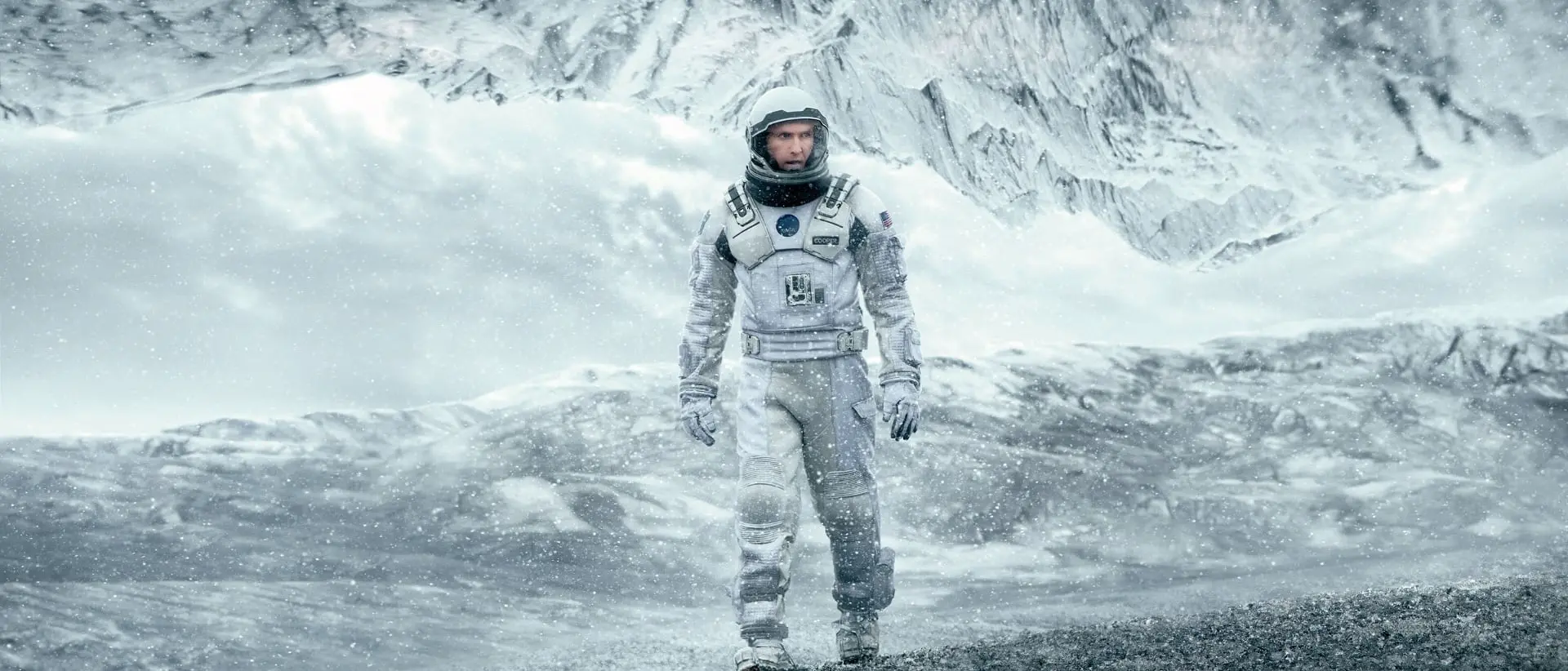 Interstellar compie 10 anni: ecco come Nolan e Thorne hanno riscritto la fantascienza