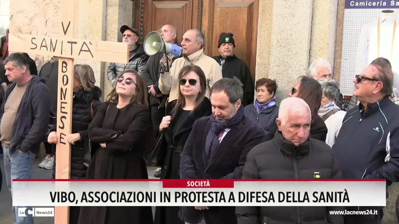 Vibo, associazioni in protesta a difesa della sanità