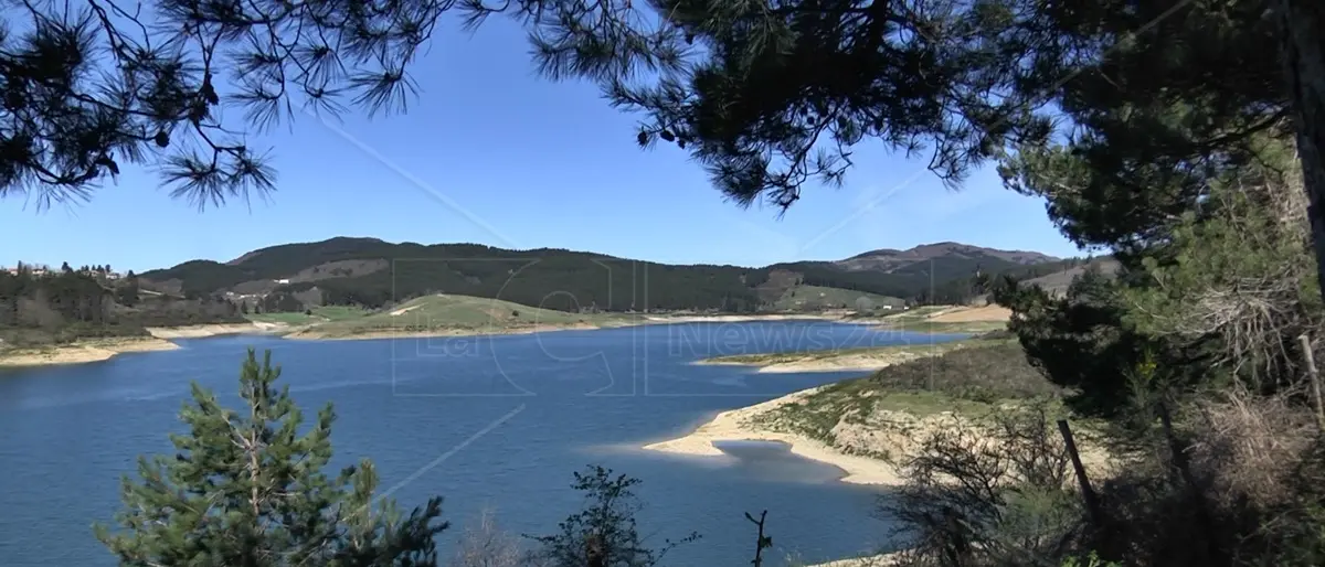 In Calabria acqua usata per produrre energia elettrica e poi buttata\u00A0a mare: fino a 50 milioni di metri cubi sprecati ogni anno\n