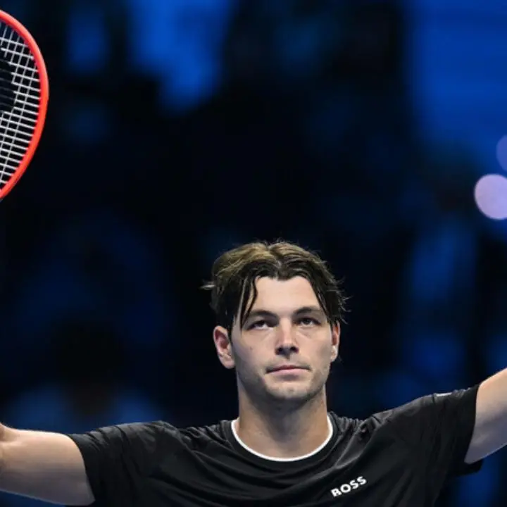 Atp Finals, sorpresa Fritz batte Zverev\u00A0e conquista la finale. Alle 20.30 Sinner in campo contro Ruud\n