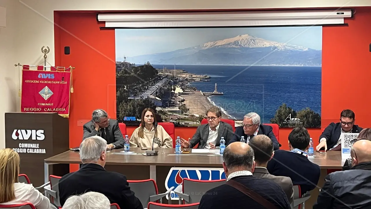 <p>L&#39;incontro con il presidente nazionale Briola presso la sala Calipari dell&#39;Avis comunale odv di Reggio</p>\\n