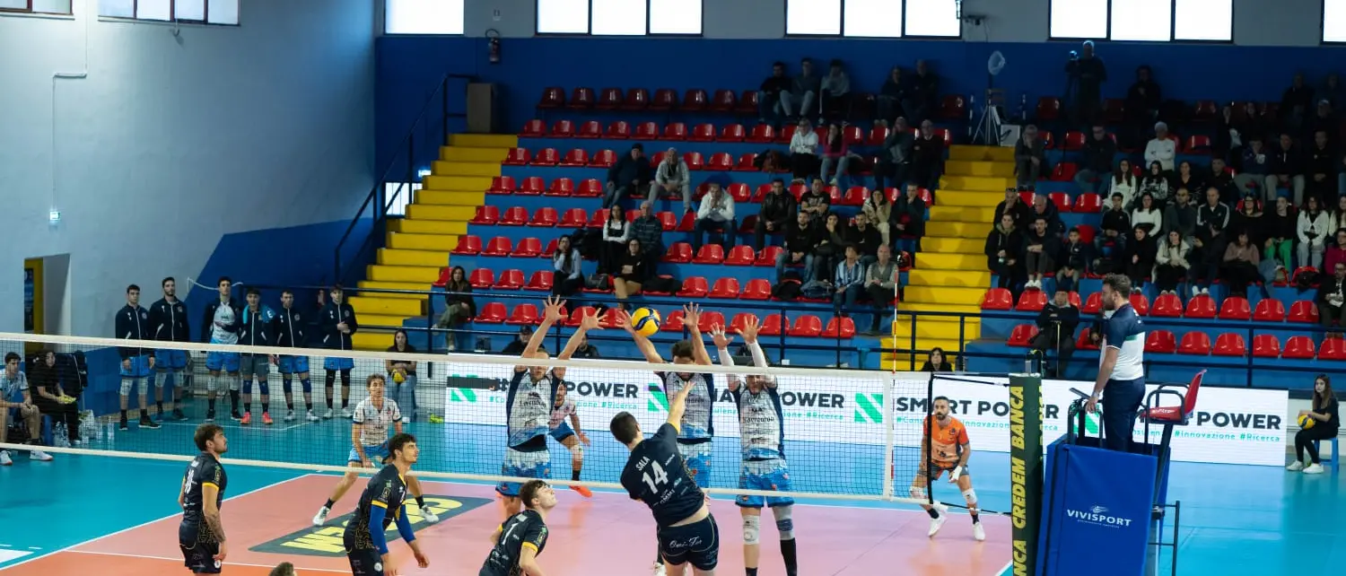Volley, non riesce l’impresa alla OmiFer Palmi che davanti al pubblico amico cede il passo al forte Cuneo\n