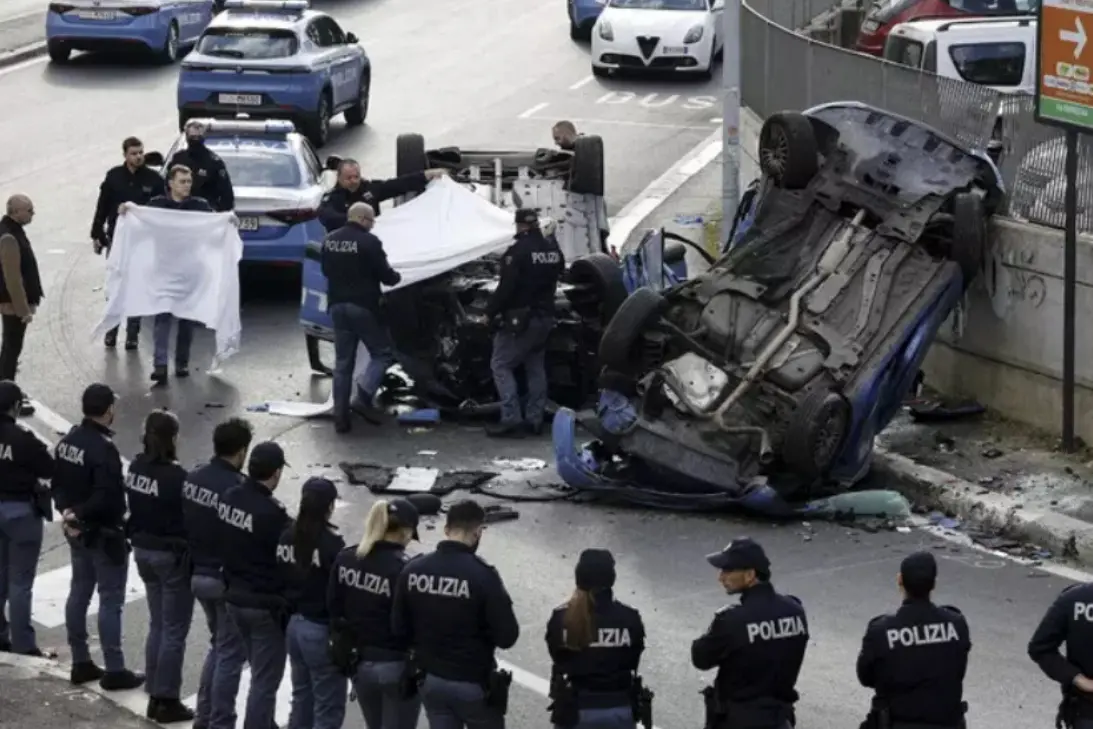 Incidente a Roma, foto Ansa