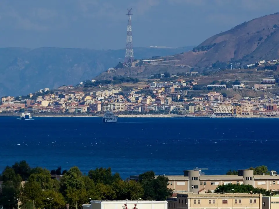 Ponte sullo Stretto, Bonelli (Avs): «Via libera nonostante studi sismici insufficienti»