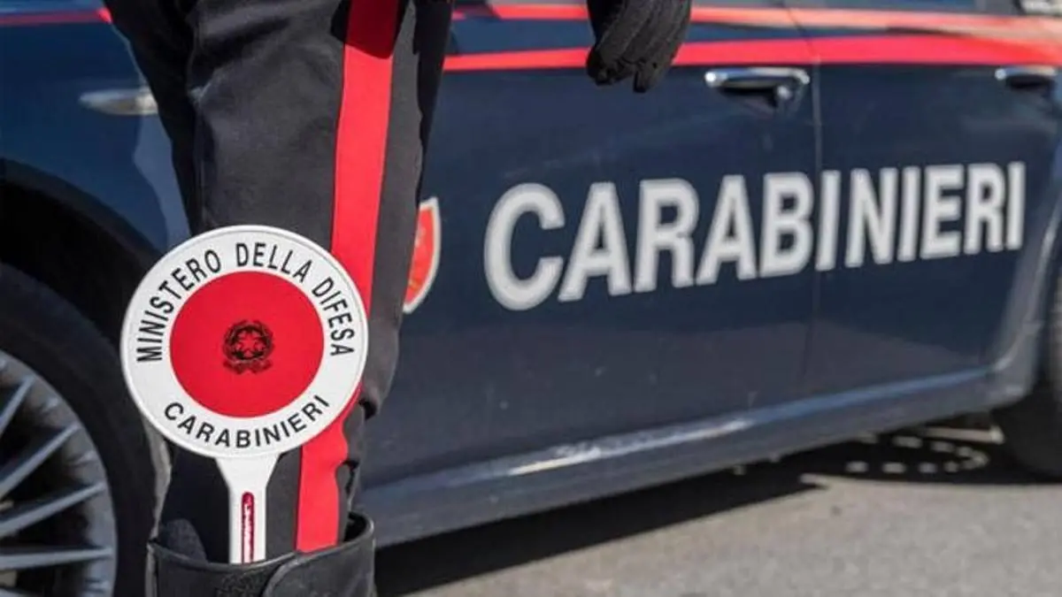 Ancora un’auto incendiata a Corigliano-Rossano,\u00A0i carabinieri non escludono la\u00A0matrice dolosa\n