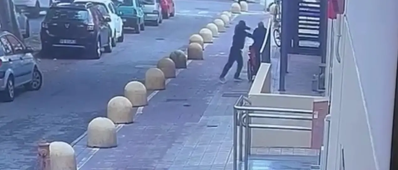 Coppia\u00A0aggredita in strada a Reggio Calabria, insorge il centrodestra: «Violenza inaccettabile»