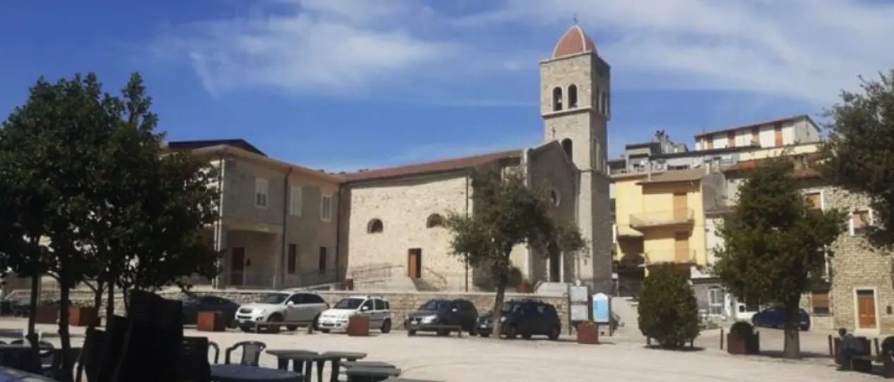 In un paesino della Sardegna case a 1 euro, l’offerta (anti-Trump) per cambiare vita