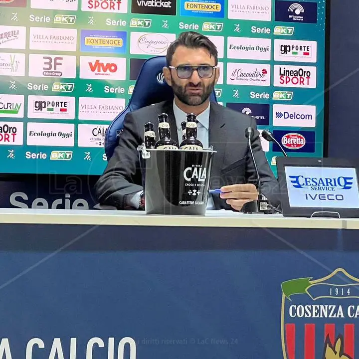 Verso Cosenza-Modena, parla il ds rossoblù Delvecchio: «Sarà una partita\u00A0delicata»\u00A0\n