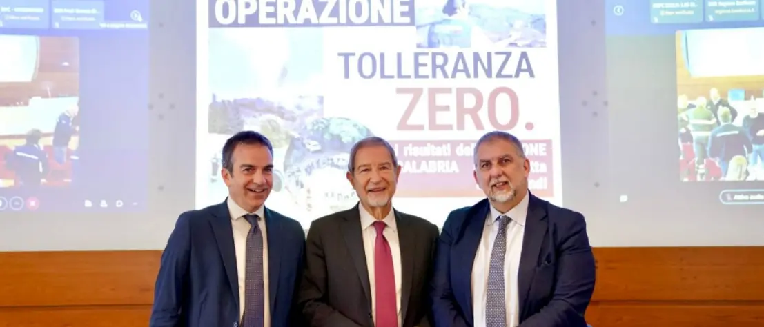 In Calabria incendi diminuiti del 45% in un anno, il ministro Musumeci: «Un esempio per tutti»\n