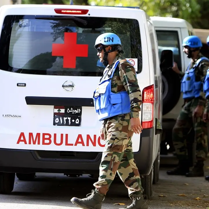 Razzi contro la base Unifil in Libano, feriti quattro militari italiani