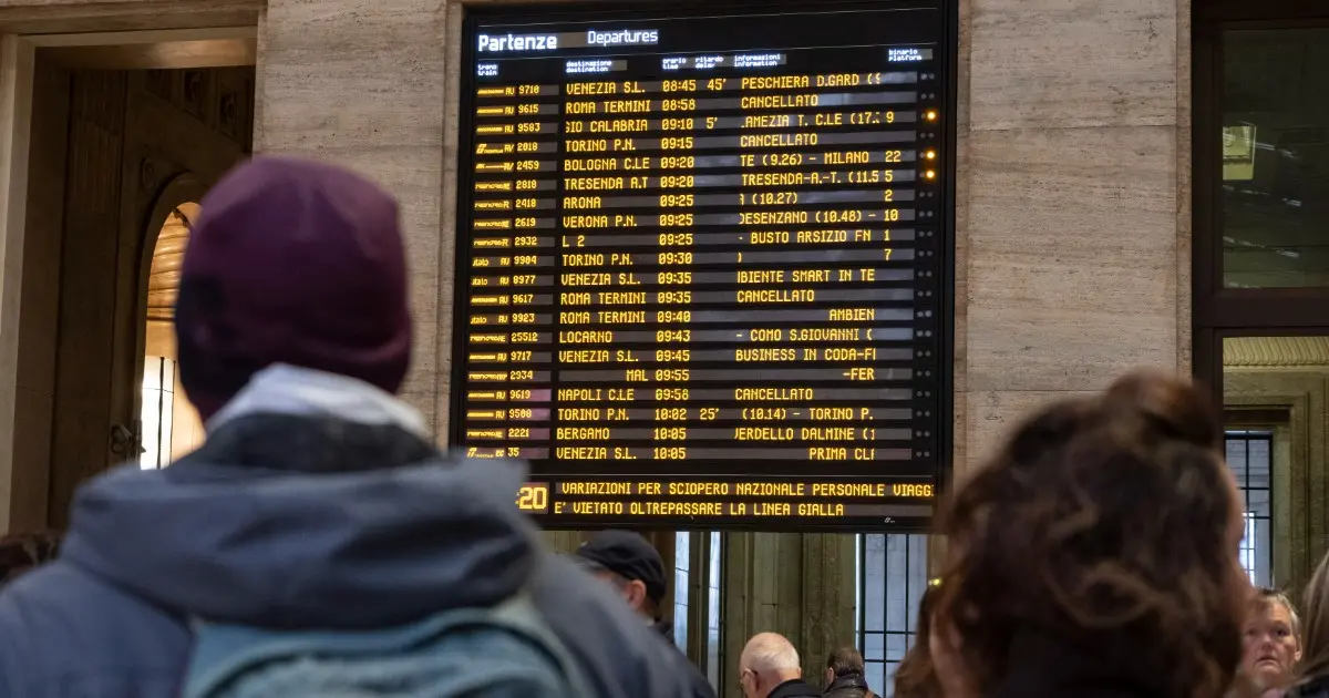 Sciopero nazionale dei treni il 23 e 24 novembre, si ferma anche la Calabria\n