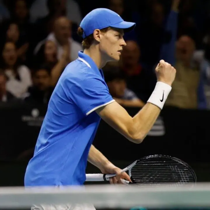 Coppa Davis, Sinner archivia la pratica De Minaur e regala la (seconda) finale all’Italia: 2-0