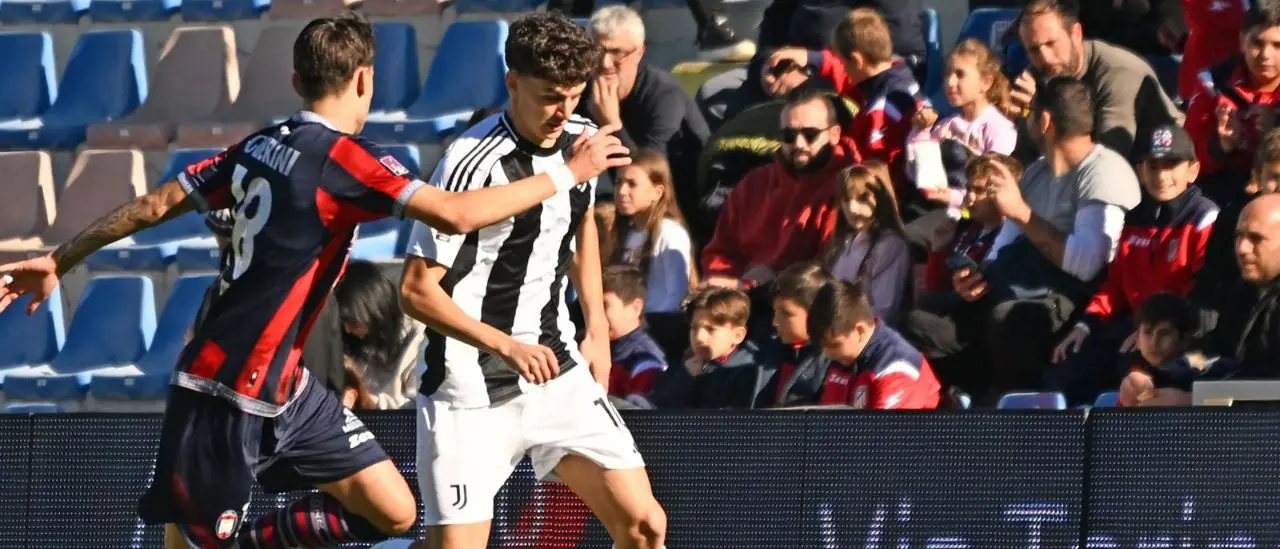 Il Crotone si fa grande contro la Juventus Next Gen: finisce 2 a 1 allo Scida\n
