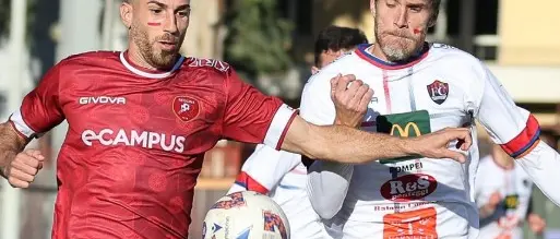 Reggina, che delusione! Gli amaranto si fanno rimontare il doppio vantaggio: contro il Pompei termina 2-2