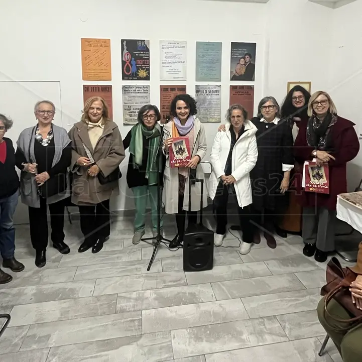 A Reggio le donne dell’Udi inaugurano la sede associativa:\u00A0«Finalmente un luogo tutto nostro»\n