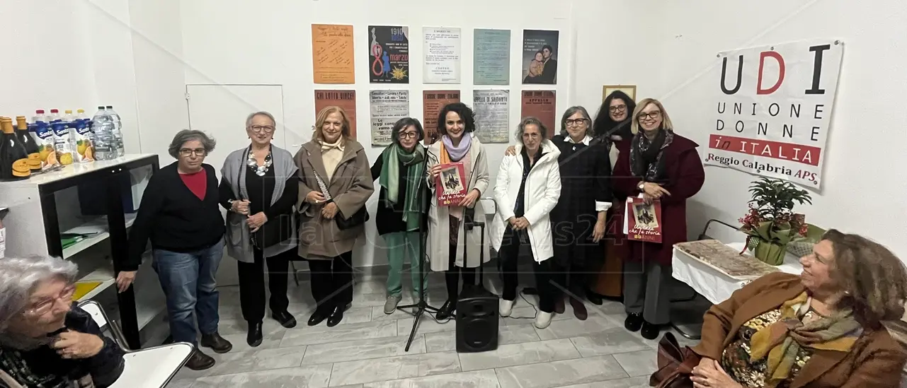 A Reggio le donne dell’Udi inaugurano la sede associativa:\u00A0«Finalmente un luogo tutto nostro»\n