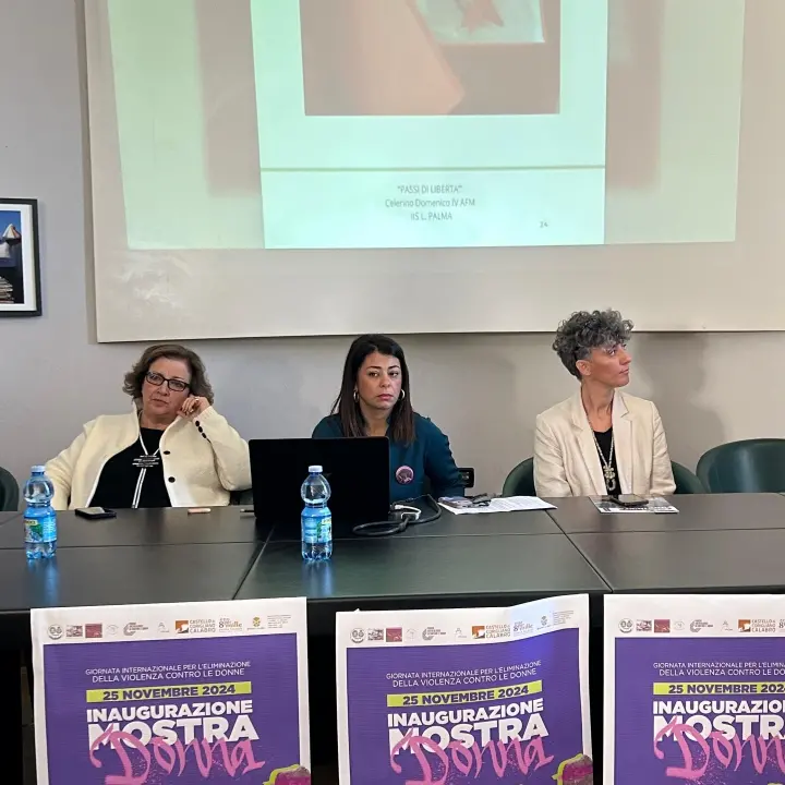 Corigliano Rossano, la mostra \"Donna\" al Castello Ducale: un messaggio contro la violenza di genere\n