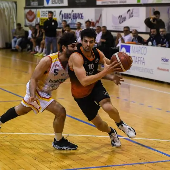 Basket Calabria, è già tempo di bilanci: super Viola Reggio, Rende e Catanzaro possono fare meglio\n