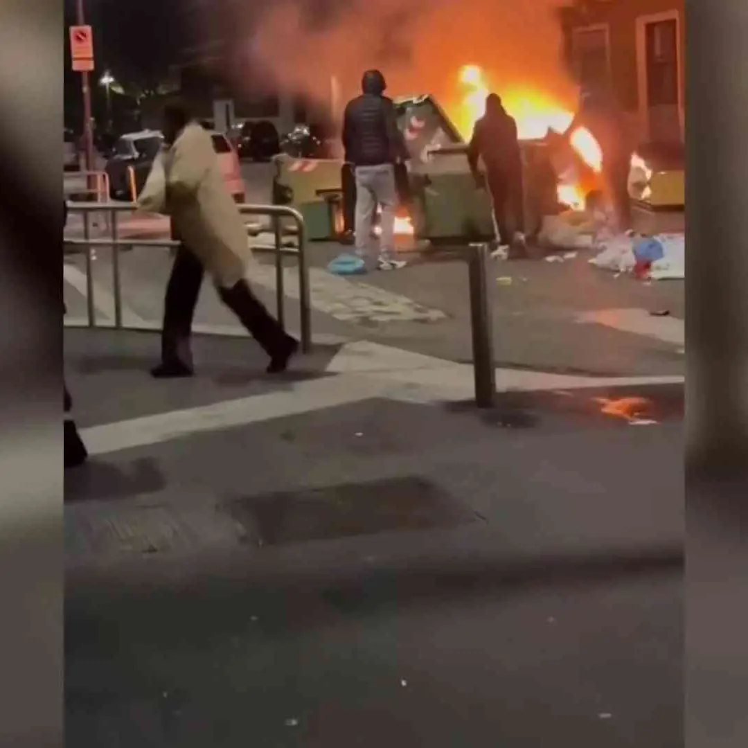 Muore durante un inseguimento dei carabinieri, disordini a Milano per chiedere\u00A0«verità per Ramy»\n