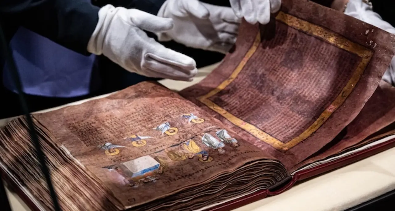 Un francobollo celebra il Codex Purpureus Rossanensis: tributo ai 10 anni dal riconoscimento Unesco\n