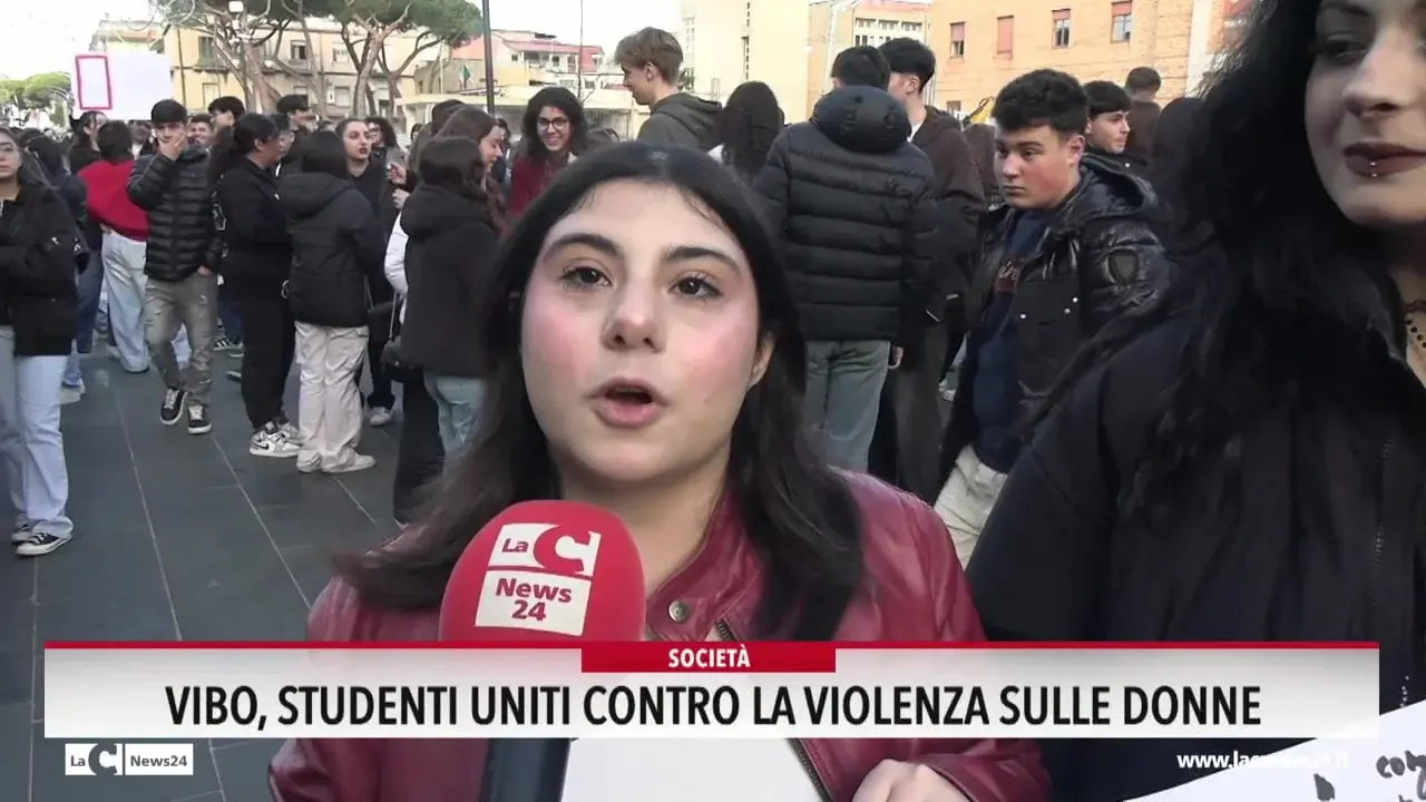 Vibo, studenti uniti contro la violenza sulle donne