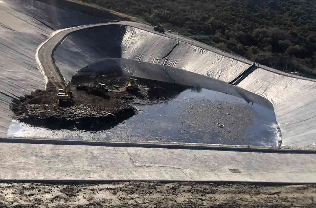 Scala Coeli, quel verbale dell’Arpacal nel mirino della Procura: «La presenza di percolato in discarica violava le norme ma non fu scritto»