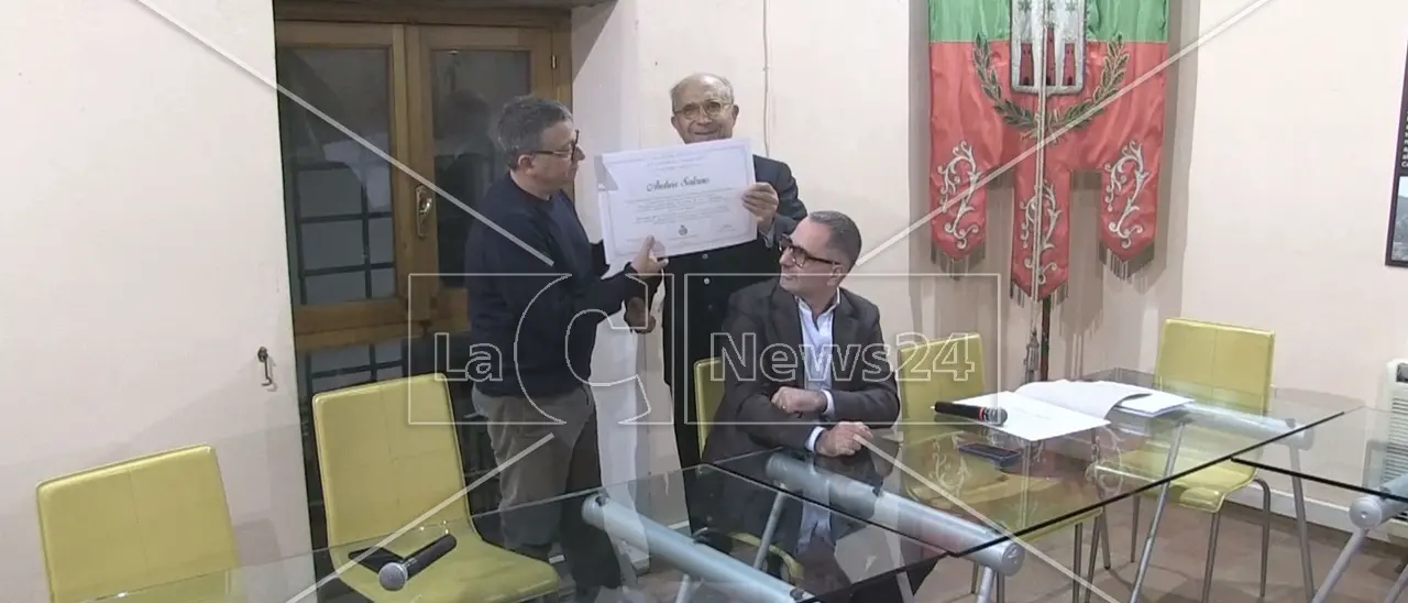 Il direttore de La 7 a Castiglione Cosentino per ricevere la cittadinanza onoraria\n