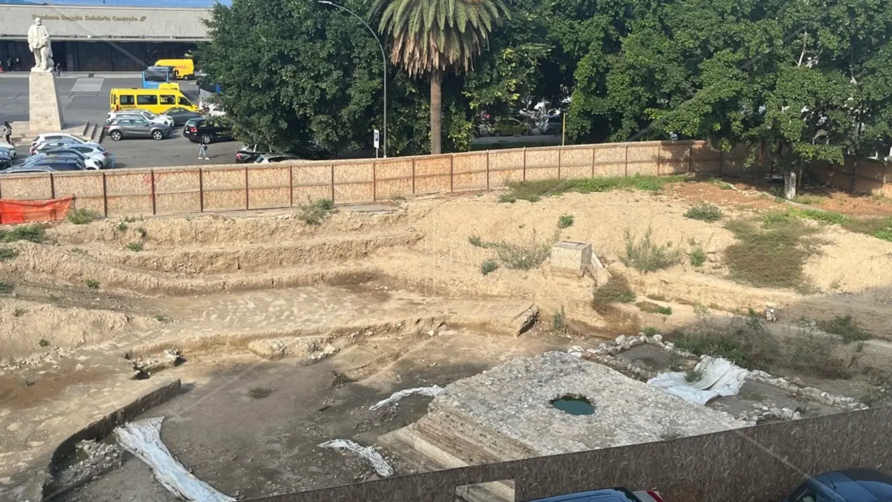 Reggio, l’assessore Romeo: «Presto riaprirà il cantiere degli scavi archeologici di piazza Garibaldi»\n