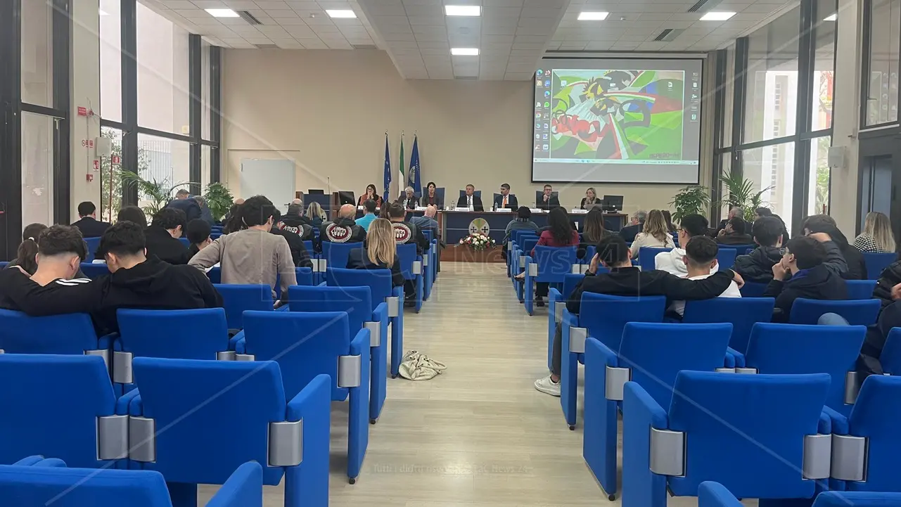 A Reggio un convegno sulla figura del garante regionale per le\u00A0Vittime di reato\u00A0e dalla\u00A0Calabria la proposta per\u00A0un’autorità nazionale\n\n\u00A0\n