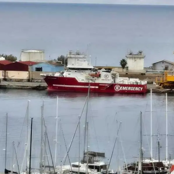 Vibo Marina, giunta nella notte la nave di Emergency: a bordo 75 migranti\n
