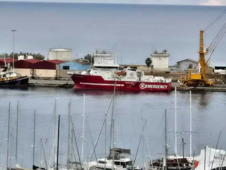 Vibo Marina, giunta nella notte la nave di Emergency: a bordo 75 migranti