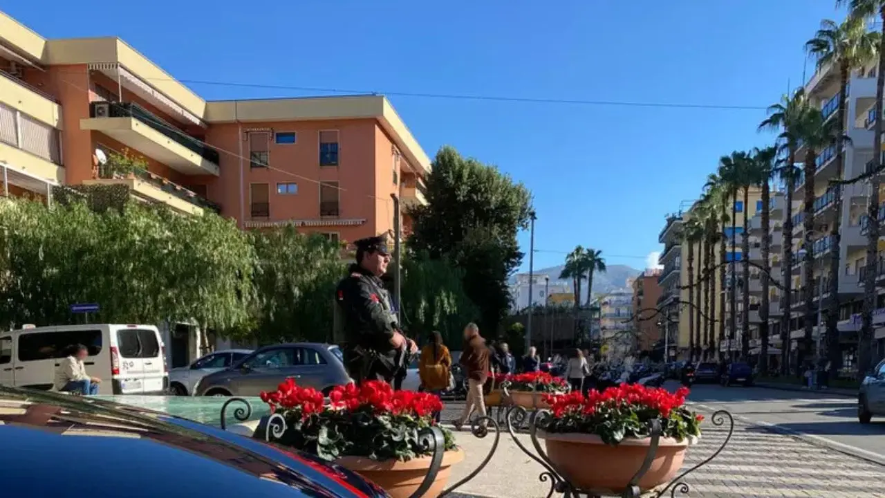 Sorrento, picchiato\u00A0a calci e pugni per aver difeso un amico: arrestati sei ragazzi\n