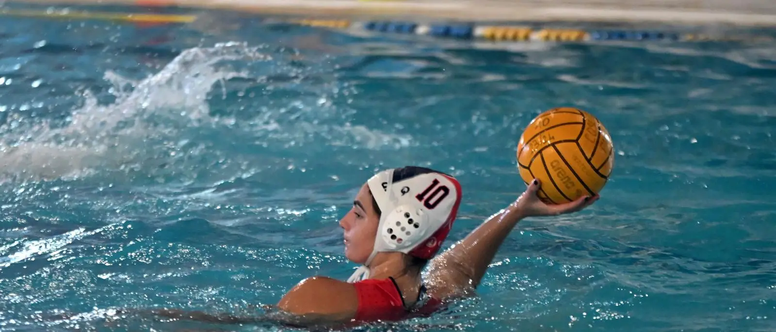 Pallanuoto, Cosenza ritrova il sorriso: vittoria a Bogliasco e nuove prospettive per il futuro\n