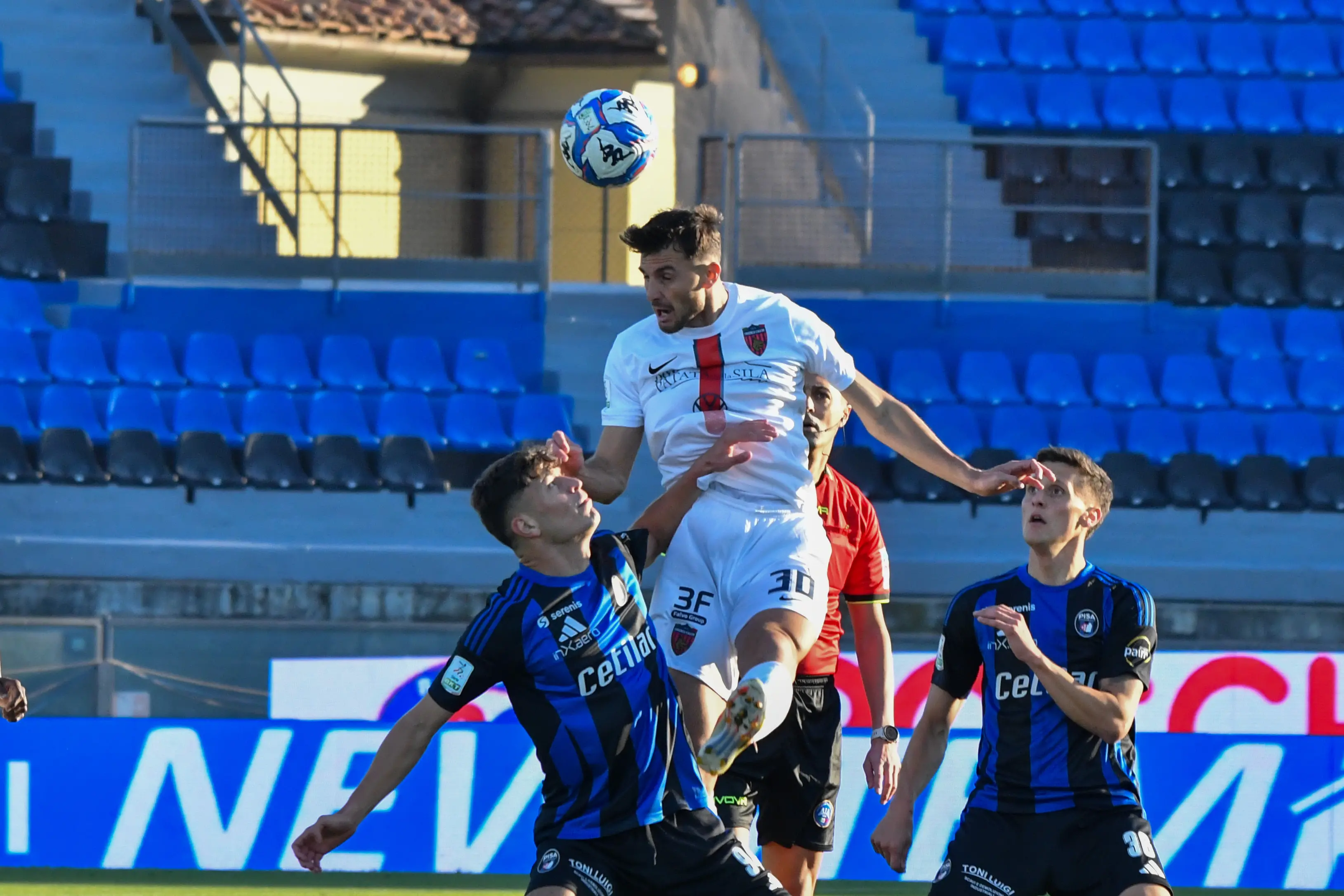 Cosenza tutto cuore, Mazzocchi e Fumagalli riprendono il Pisa: finisce 2-2 in Toscana\n