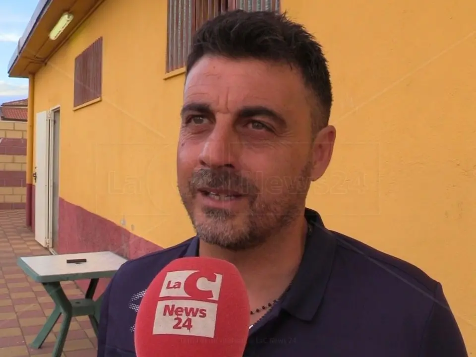 Altro passo in avanti per l'Isola Capo Rizzuto che fa 0-0 con la Rossanese. Gregorace: «Pari che sta stretto»