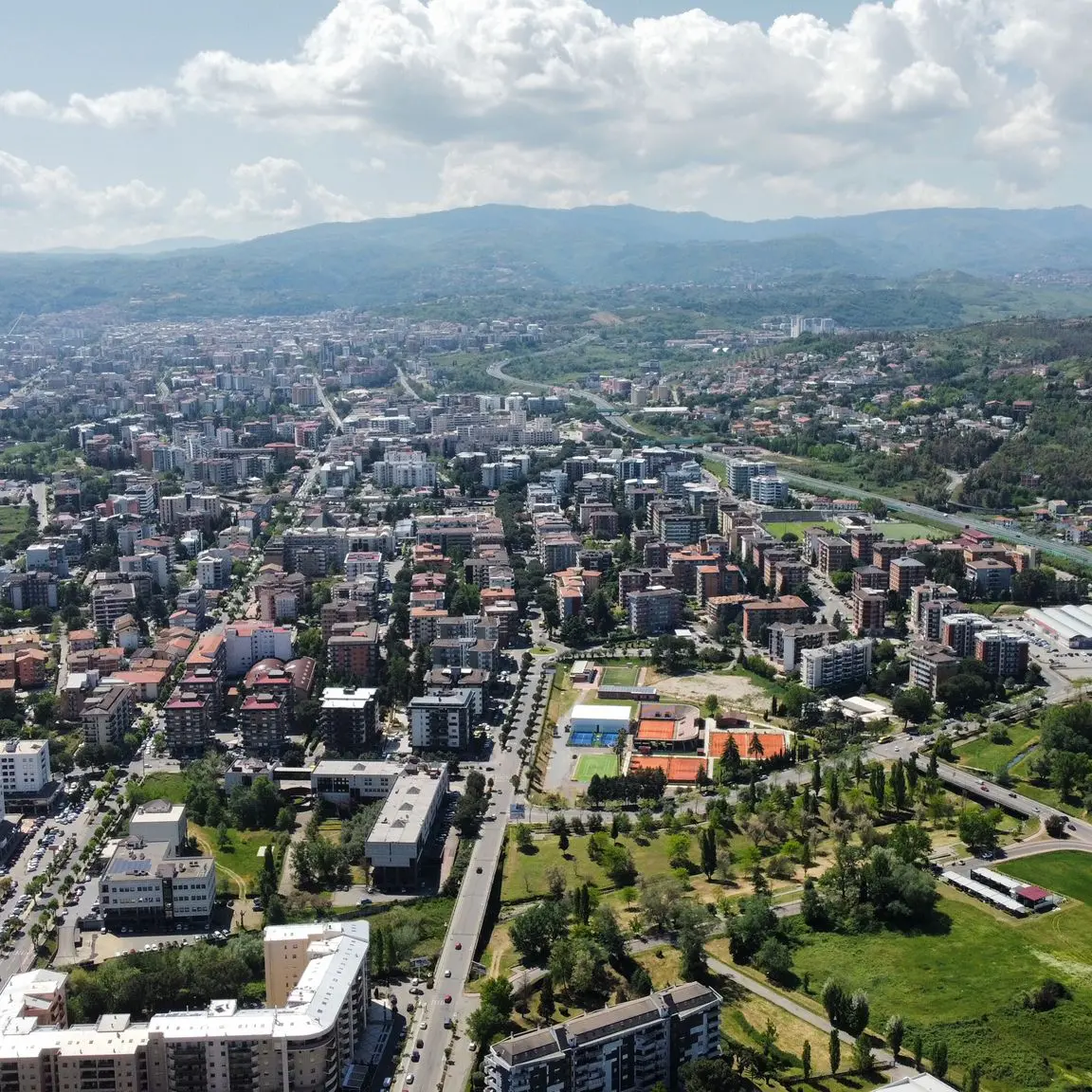 Cosenza, il No alla fusione è un brutto colpo per il centrodestra ma perde tutta la politica: era un referendum senza contenuti \n