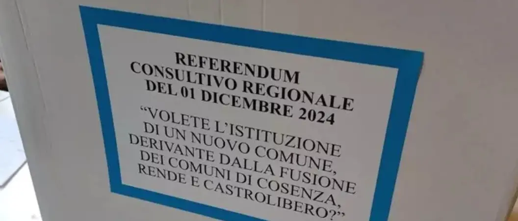 Città unica Cosenza-Rende-Castrolibero, il flop del referendum è uno schiaffo ai partiti e alla loro superbia\n