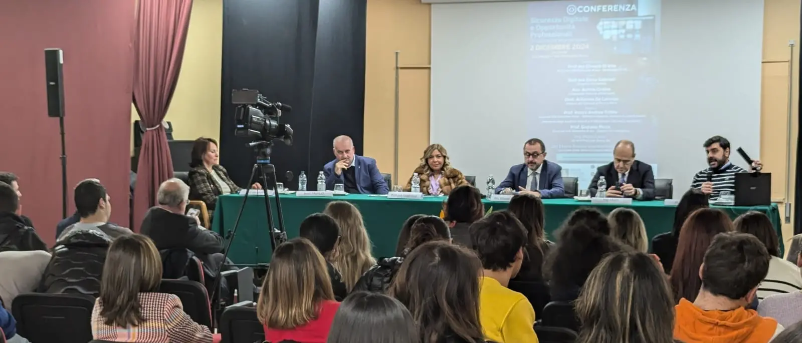 Diamante, Ettore Rosato nelle scuole per parlare di sicurezza digitale e opportunità professionali\n