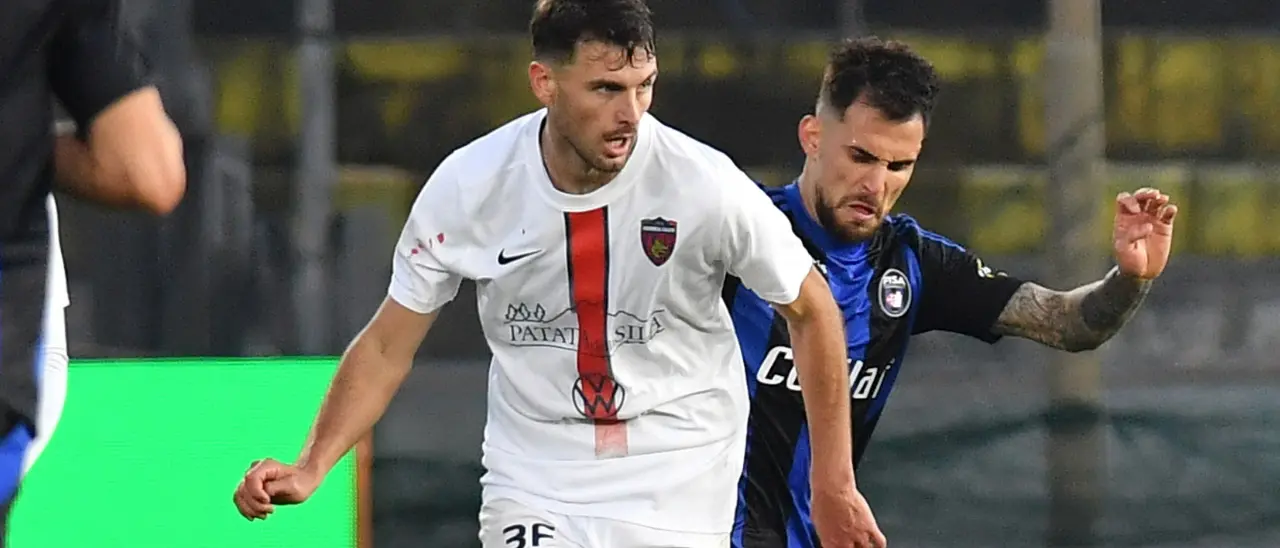 L’attaccante del Cosenza Mazzocchi a LaC Tv: «Derby con il Catanzaro? Vogliamo dare una gioia ai nostri tifosi»