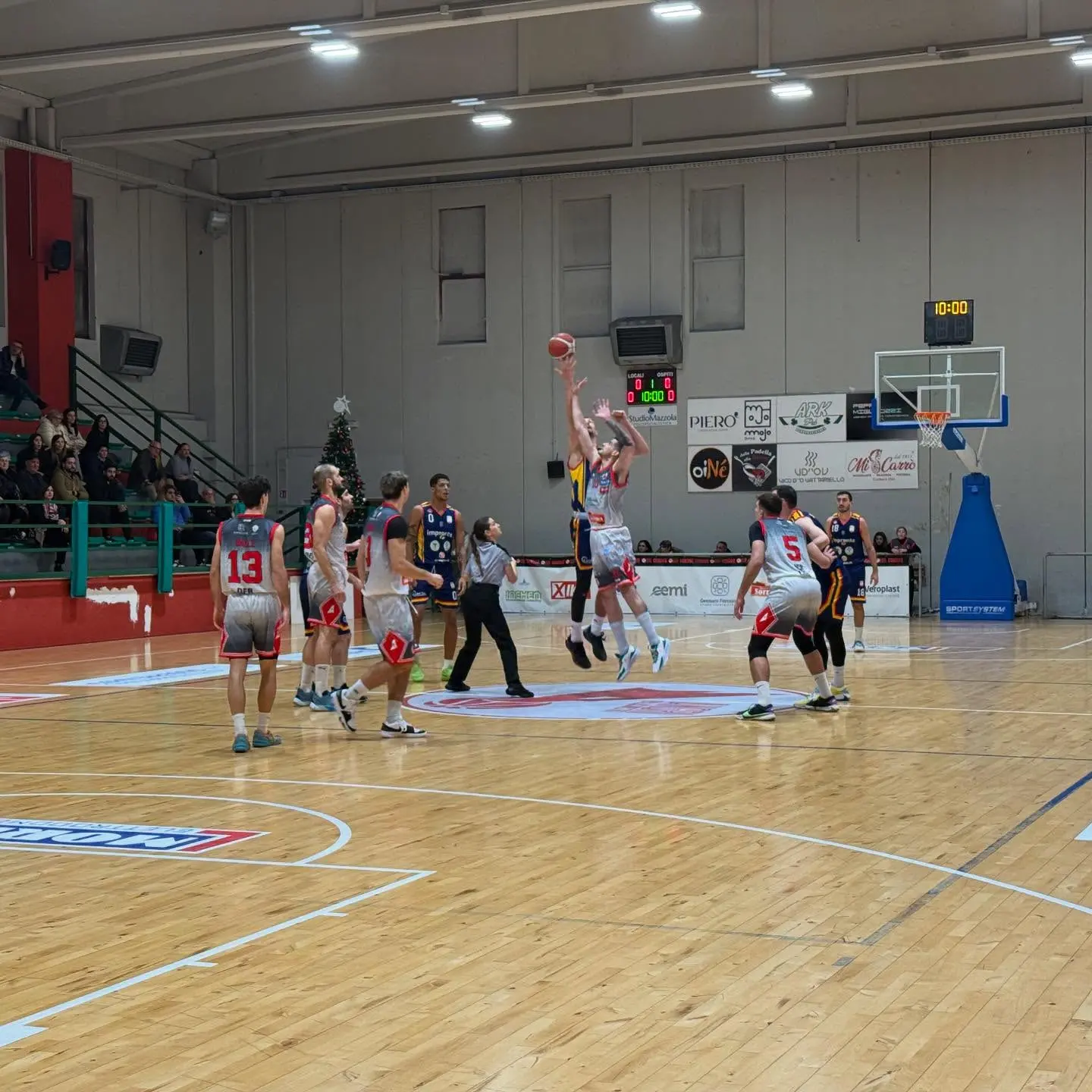 Basket, caterpillar Viola Reggio Calabria in Serie B. Catanzaro e Rende in netta difficoltà\n