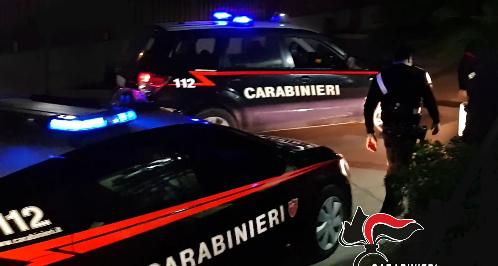 Reggio, arrestato mentre cerca di fuggire: in casa droga e una pistola, smantellata base per attività criminali\n