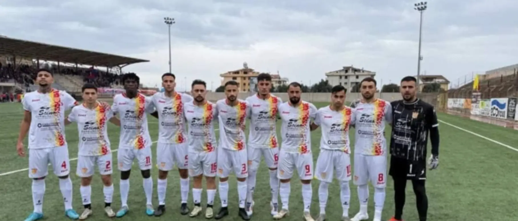 Il confronto con l’anno scorso dopo 12 turni: Paolana +12 in classifica. Bene anche l’Isola CR (+10), Rende in caduta libera (-18)