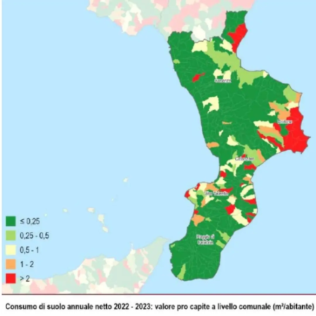 In\u00A0Calabria frena il cemento e\u00A0il consumo di suolo rallenta: la provincia peggiore è Cosenza\n