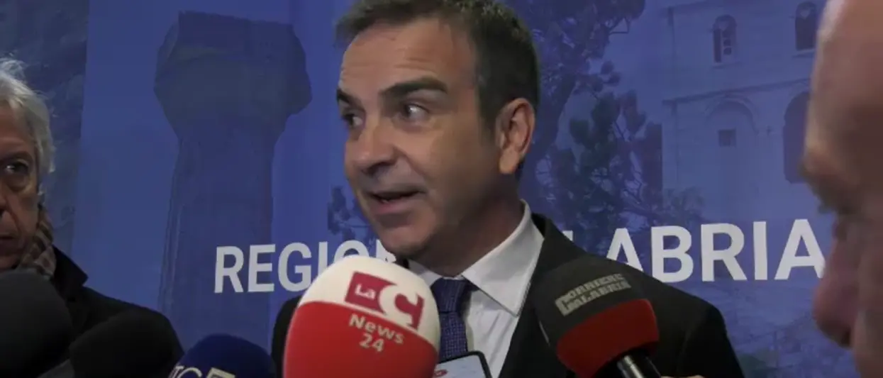 «Ho votato per il Sì alla città unica ma il referendum va rispettato»: Occhiuto frena il centrodestra\n