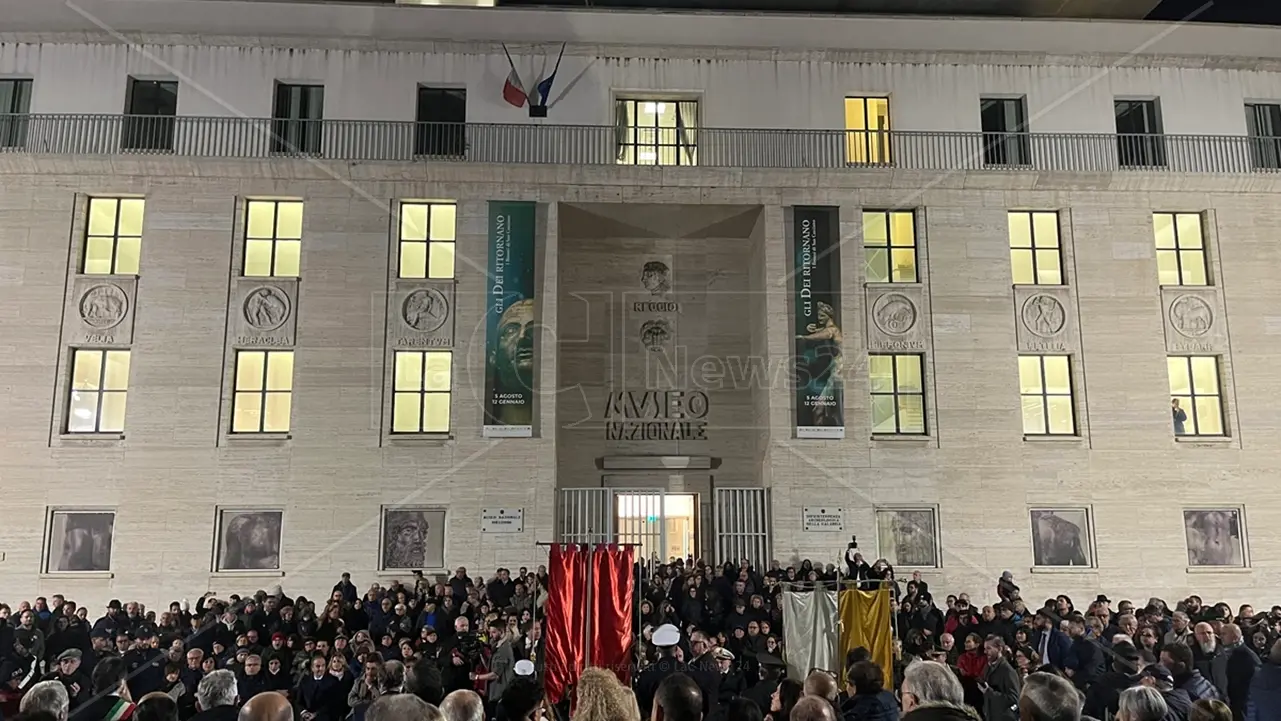 A Reggio\u00A0inaugurata la nuova piazza De Nava,\u00A0la hall all'aperto del museo archeologico nazionale