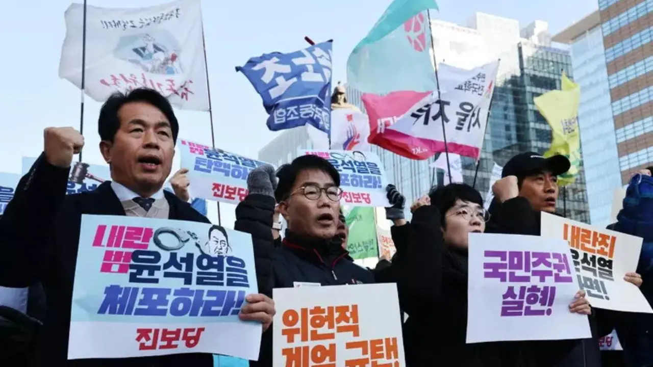 Corea del Sud nel caos, la protesta blocca la legge marziale. Yoon verso l’impeachment\n