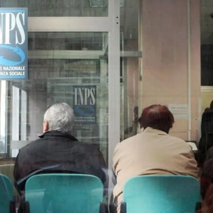 «In Calabria i pensionati più poveri, l'aumento di un euro e 80 è una beffa»: lo Spi Cgil mette nel mirino il Governo\n