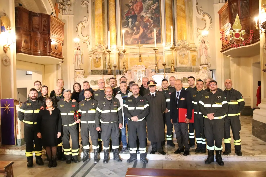 Catanzaro, i vigili del fuoco in festa per la giornata dedicata alla loro patrona Santa Barbara\n