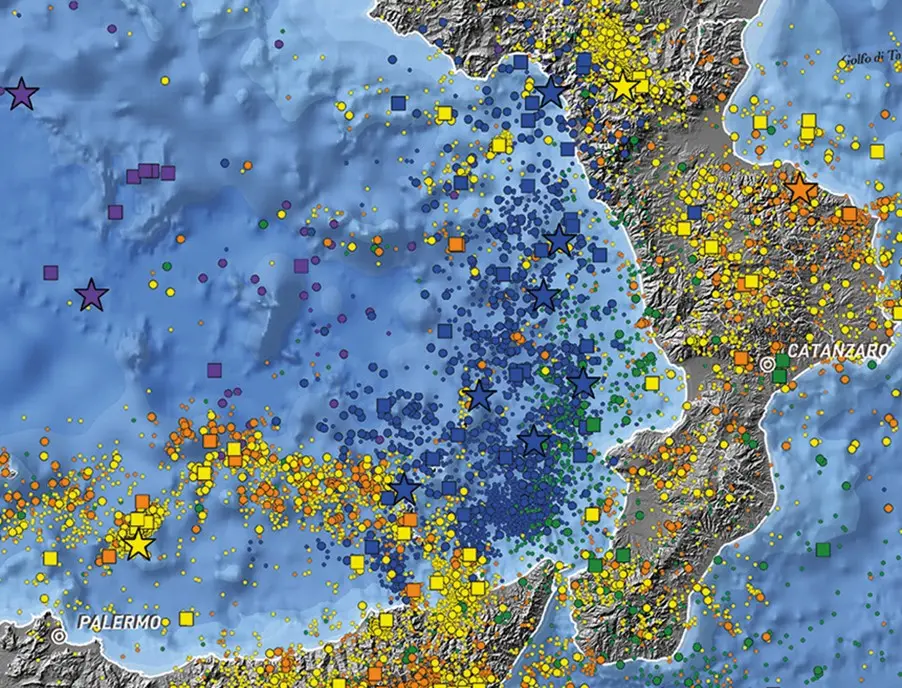 La mappa dei terremoti in Calabria negli ultimi 25 anni: due di magnitudo superiore a 5, molto attiva l’area del Marsili